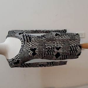 Host Pick ❤️Obey Stretch Scoopneck Dress - Bodycon abstract fun mini dress tunic